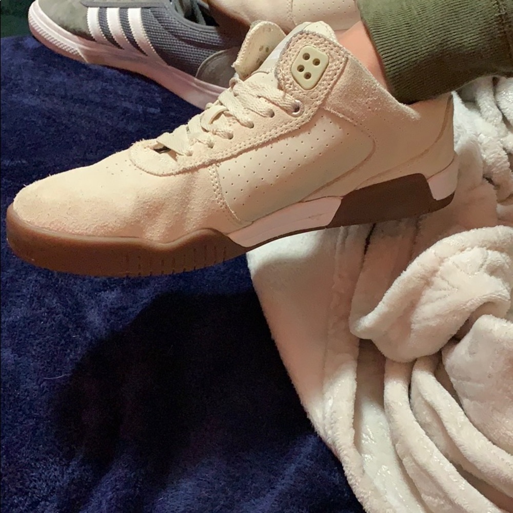 Supra size 9 1/2 men’s